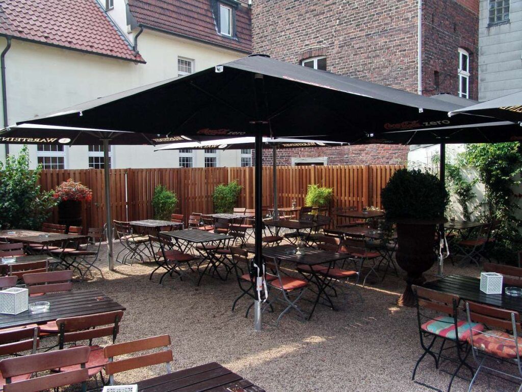 Das Backhaus Al Camino 1610 - Impressionen aus dem Biergarten