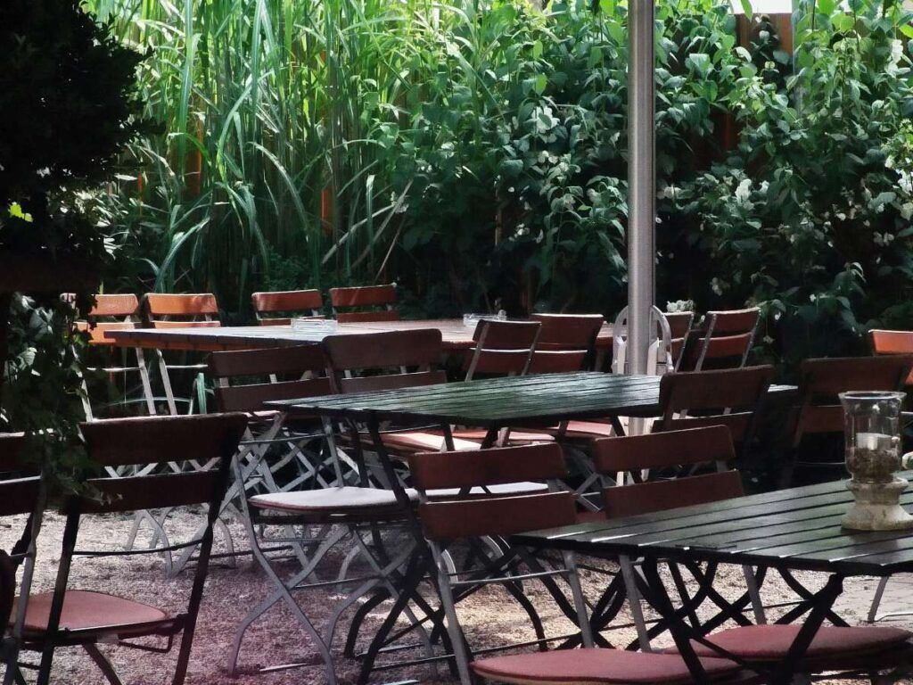 Das Backhaus Al Camino 1610 - Impressionen aus dem Biergarten